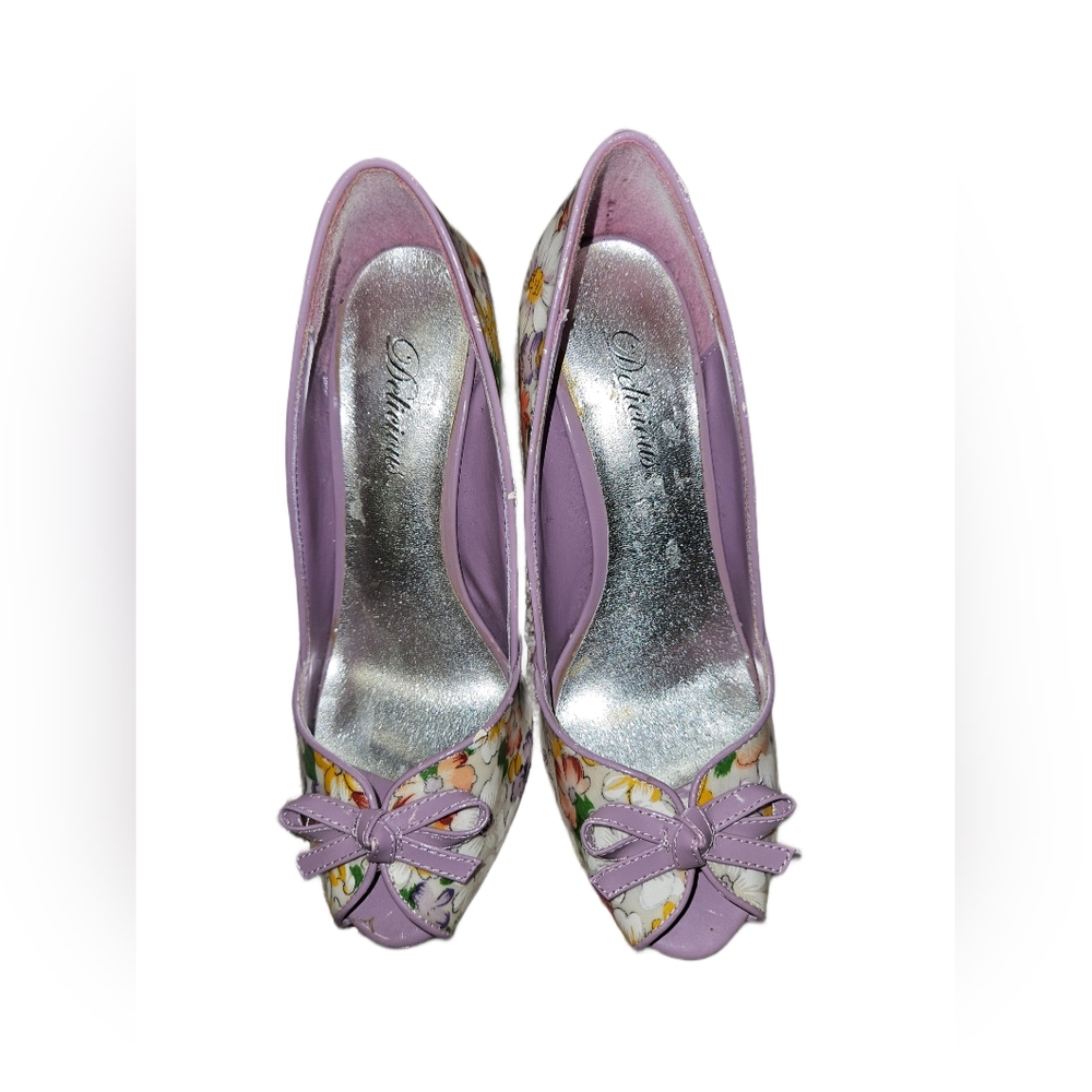 Flower Power Heels - Picture 2 of 8